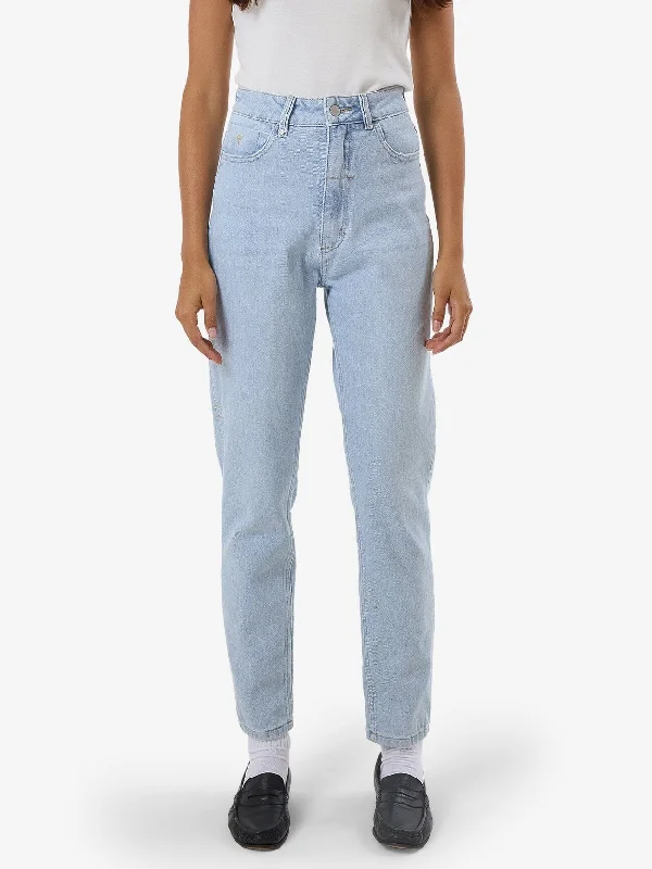 Casey Stretch Jean - Light Ash Blue