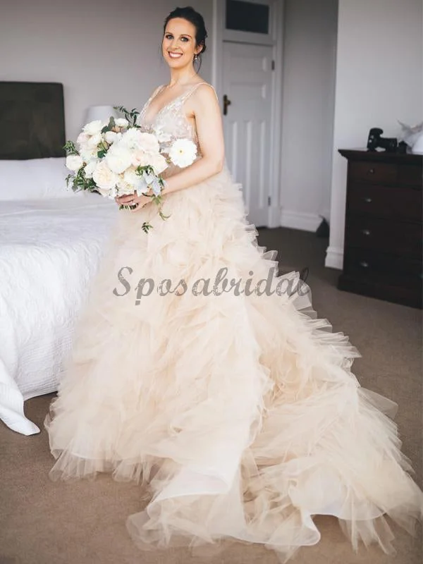 Gorgeous Lace V-neck Ruffles Tulle Ball Gown Wedding Dresses WD0362