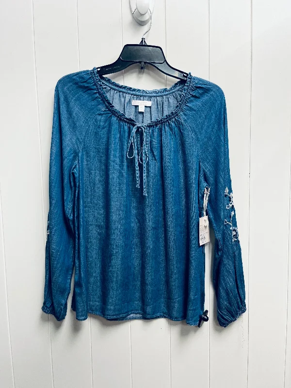 Top Long Sleeve By Clothes Mentor In Blue Denim, Size: Xs